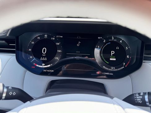 Used 2025 Land Rover Range Rover Sport Dynamic SE image 20