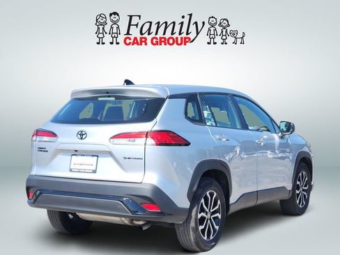 Used 2025 Toyota Corolla Cross AWD Hybrid image 4