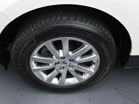 Used 2014 Ford Edge Limited w/ Driver Entry Package image 9