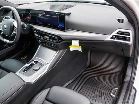 Certified 2025 BMW 330i xDrive Sedan w/ Convenience Package image 25