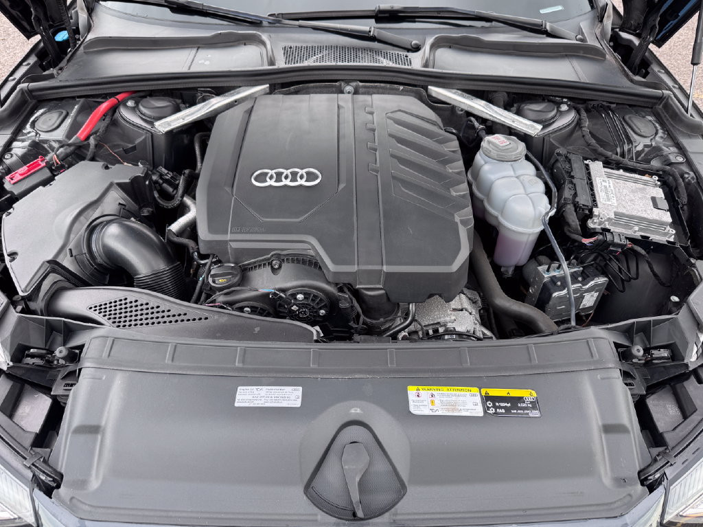 Used 2022 Audi A4 2.0T Premium AWD/4WD image 15