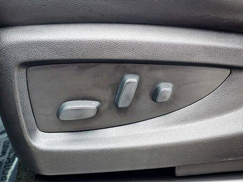 Used 2018 GMC Sierra 1500 SLT w/ SLT Premium Package image 16