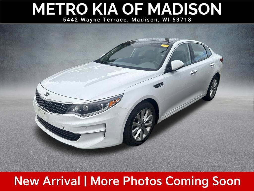 Used 2017 Kia Optima EX w/ Premium Package FWD image 1