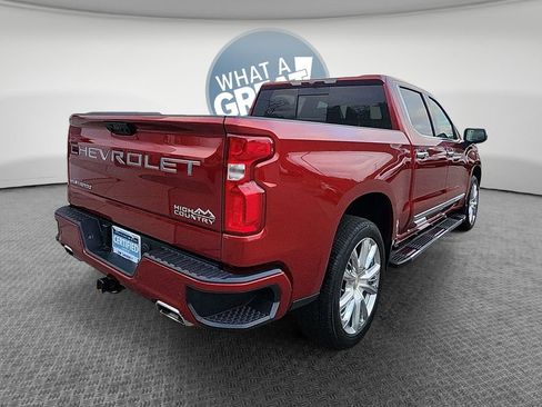 Used 2023 Chevrolet Silverado 1500 High Country AWD/4WD image 3