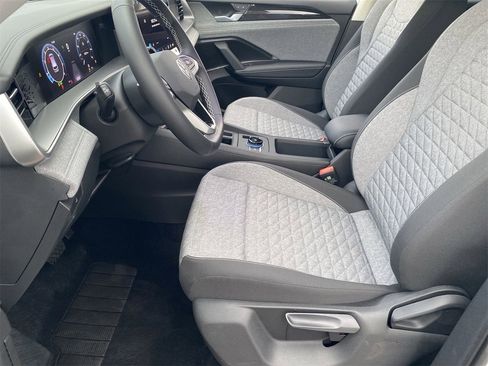 New 2025 Volkswagen Tiguan S image 15