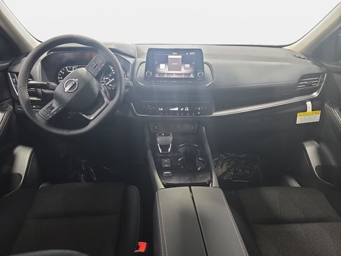 New 2026 Nissan Rogue SV FWD image 9