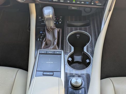 Used 2020 Lexus RX 350L Luxury image 20