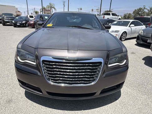 Used 2013 Chrysler 300 C w/ Light Group RWD image 5