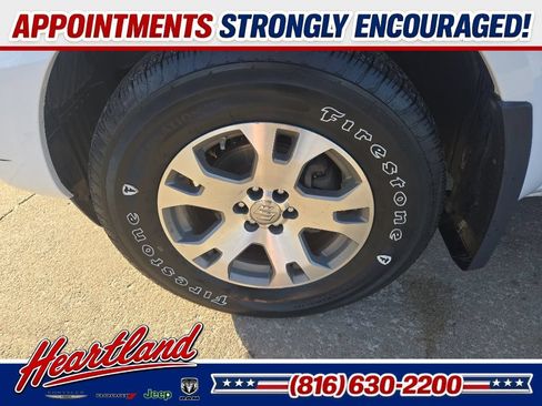 Used 2012 Suzuki Equator Sport AWD/4WD image 30