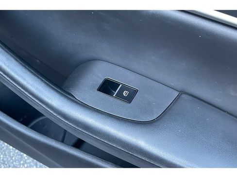Certified 2023 MAZDA MAZDA3 s FWD image 21