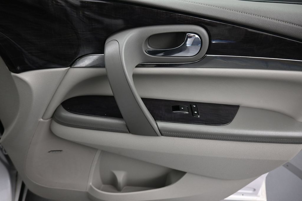 Used 2017 Buick Enclave Leather AWD/4WD image 56