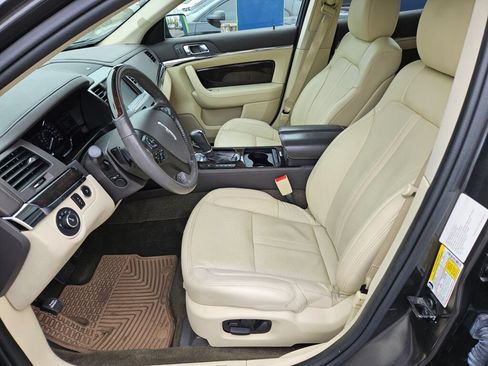Used 2015 Lincoln MKS AWD w/ Equipment Group 101A image 14