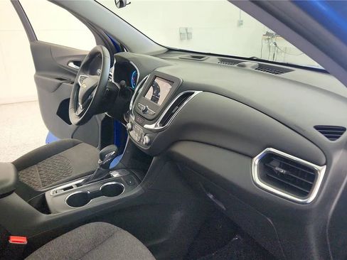 Used 2024 Chevrolet Equinox LT w/ LPO, Floor Liner Package FWD image 36