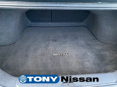 Used 2024 Nissan Sentra S FWD image 11