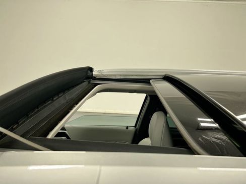 Used 2023 Mitsubishi Outlander SEL image 20