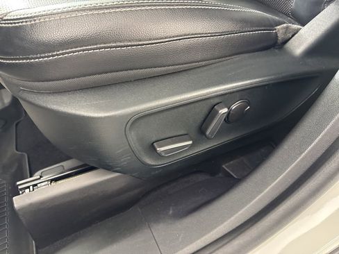 Used 2022 Ford Escape SEL w/ Technology Package image 14