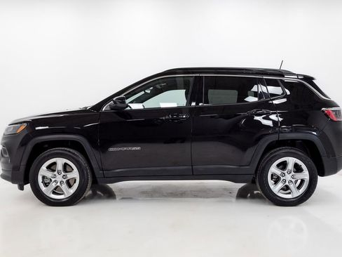Used 2023 Jeep Compass Latitude AWD/4WD image 27