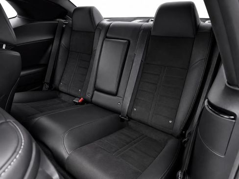 Used 2020 Dodge Challenger R/T RWD image 12