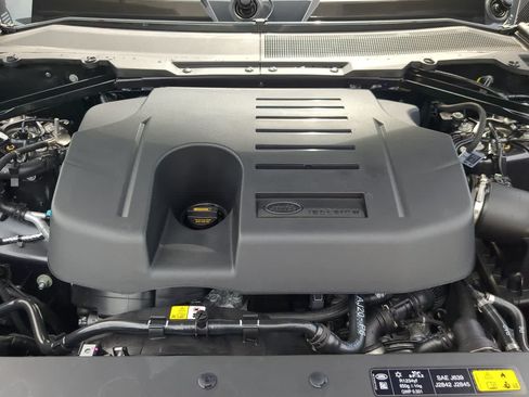 New 2026 Land Rover Defender 110 X-Dynamic SE AWD/4WD image 15