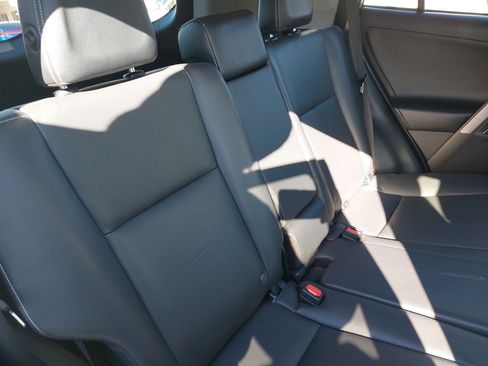 Used 2018 Toyota RAV4 Limited w/ Protection Package image 11