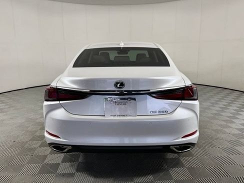 Used 2024 Lexus ES 350 w/ Premium Package FWD image 5