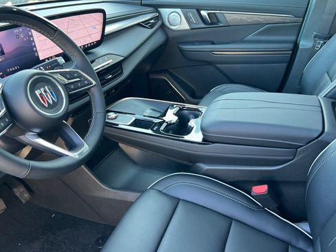 New 2026 Buick Enclave Avenir w/ Super Cruise Package image 8