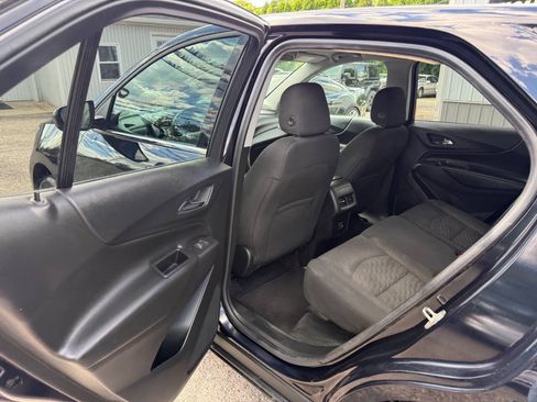 Used 2020 Chevrolet Equinox LT AWD/4WD image 11