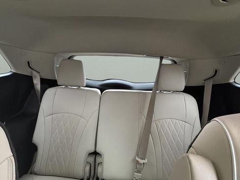 Used 2023 Buick Enclave Avenir FWD image 27