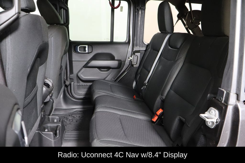 Used 2021 Jeep Wrangler Unlimited Sahara AWD/4WD image 16