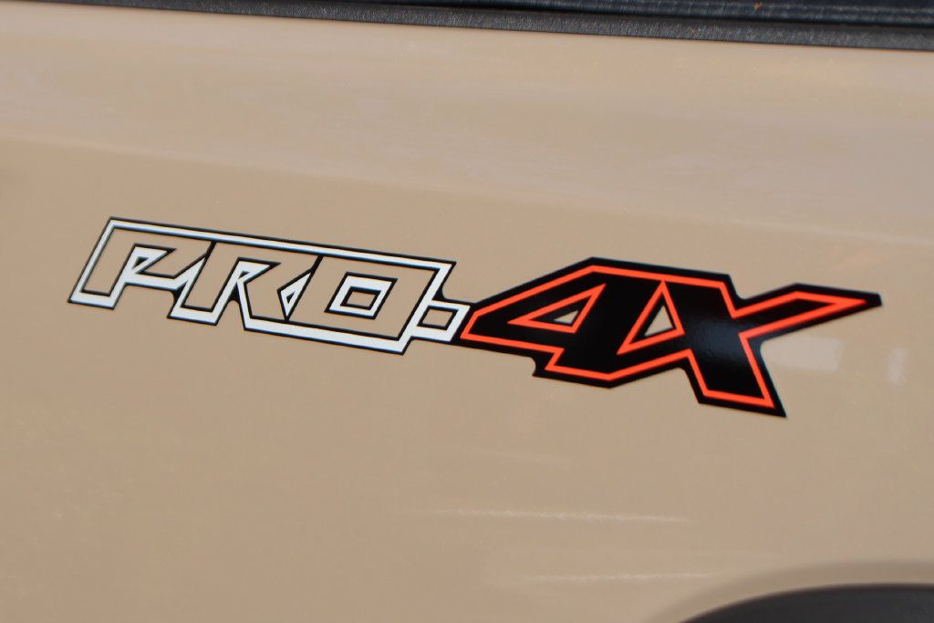 Used 2022 Nissan Frontier PRO-4X w/ Pro-4X Premium Package AWD/4WD image 50