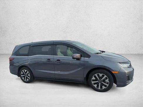 Used 2025 Honda Odyssey EX-L image 4