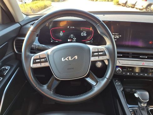 Used 2025 Kia Telluride S FWD image 29