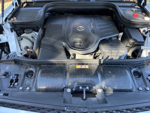 Certified 2022 Mercedes-Benz GLS 450 4MATIC image 36