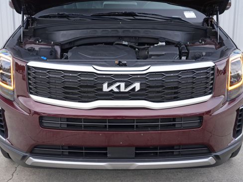 Used 2022 Kia Telluride EX w/ EX Premium Package image 7