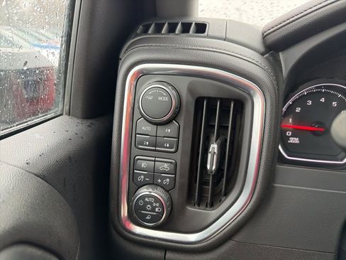 Used 2020 Chevrolet Silverado 2500 LTZ w/ LTZ Plus Package image 12