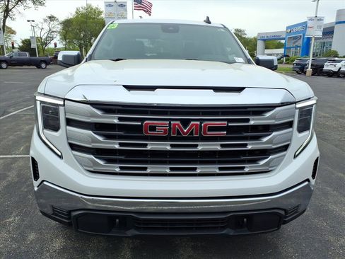 Used 2023 GMC Sierra 1500 SLE w/ Enhanced Capability Package AWD/4WD image 2