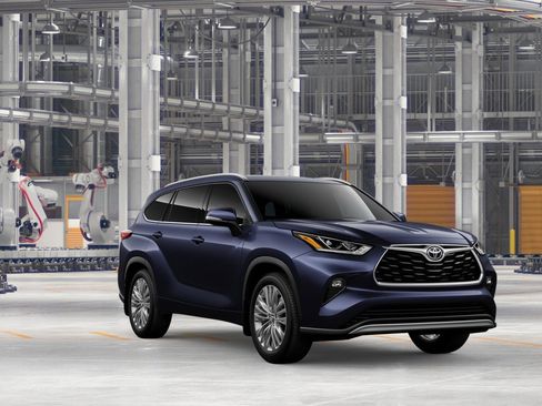 New 2026 Toyota Highlander Platinum image 15