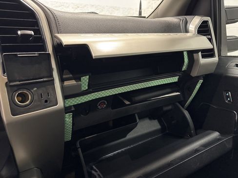 Used 2020 Ford F350 Lariat w/ Lariat Ultimate Package image 19