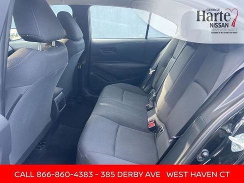 Used 2022 Toyota Corolla LE image 25