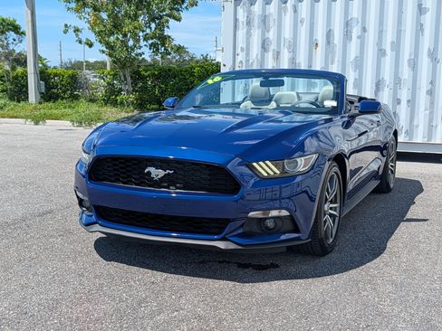 Used 2016 Ford Mustang Premium RWD image 8
