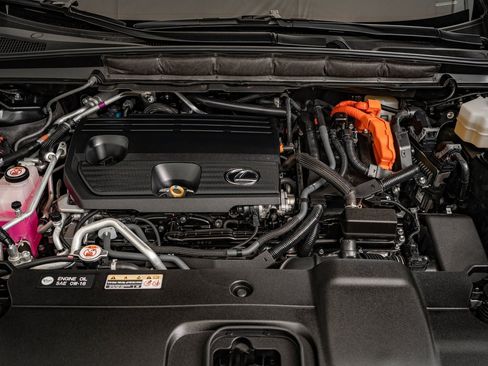 Certified 2024 Lexus RX 450h AWD w/ Convenience Package image 40