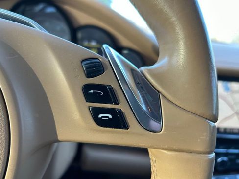 Used 2012 Porsche Panamera S image 18
