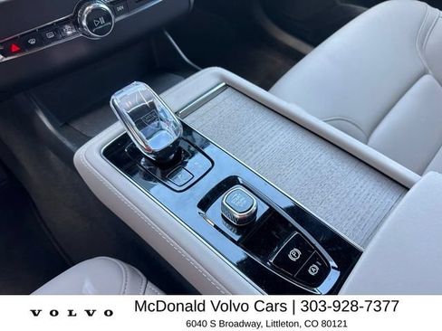 Used 2026 Volvo XC90 B6 Core AWD/4WD image 6