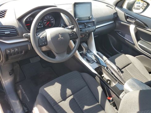 Used 2024 Mitsubishi Eclipse Cross LE AWD/4WD image 7