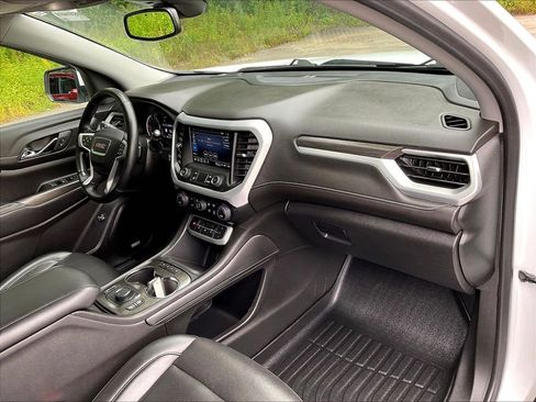 Used 2023 GMC Acadia SLT AWD/4WD image 14