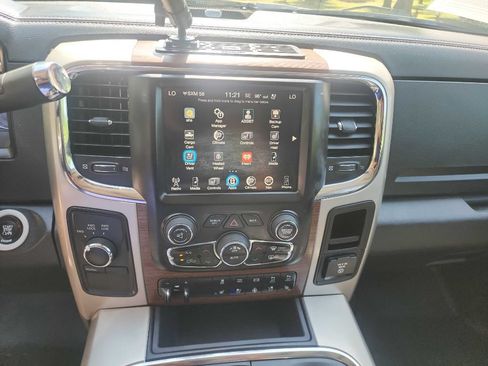 Used 2016 RAM 2500 Laramie AWD/4WD image 27