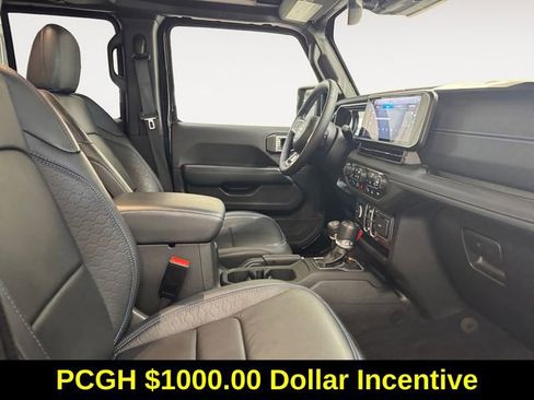 Used 2024 Jeep Wrangler High Altitude image 22