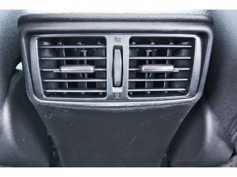 Used 2020 Nissan Rogue SV w/ Premium Package FWD image 15