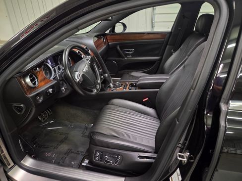 Used 2018 Bentley Flying Spur V8 AWD/4WD image 15
