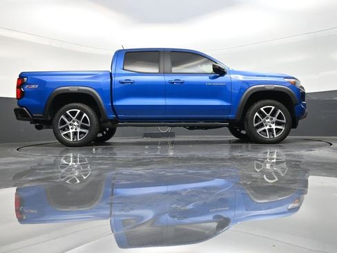 Used 2023 Chevrolet Colorado Z71 w/ Z71 Convenience Package 2 AWD/4WD image 25